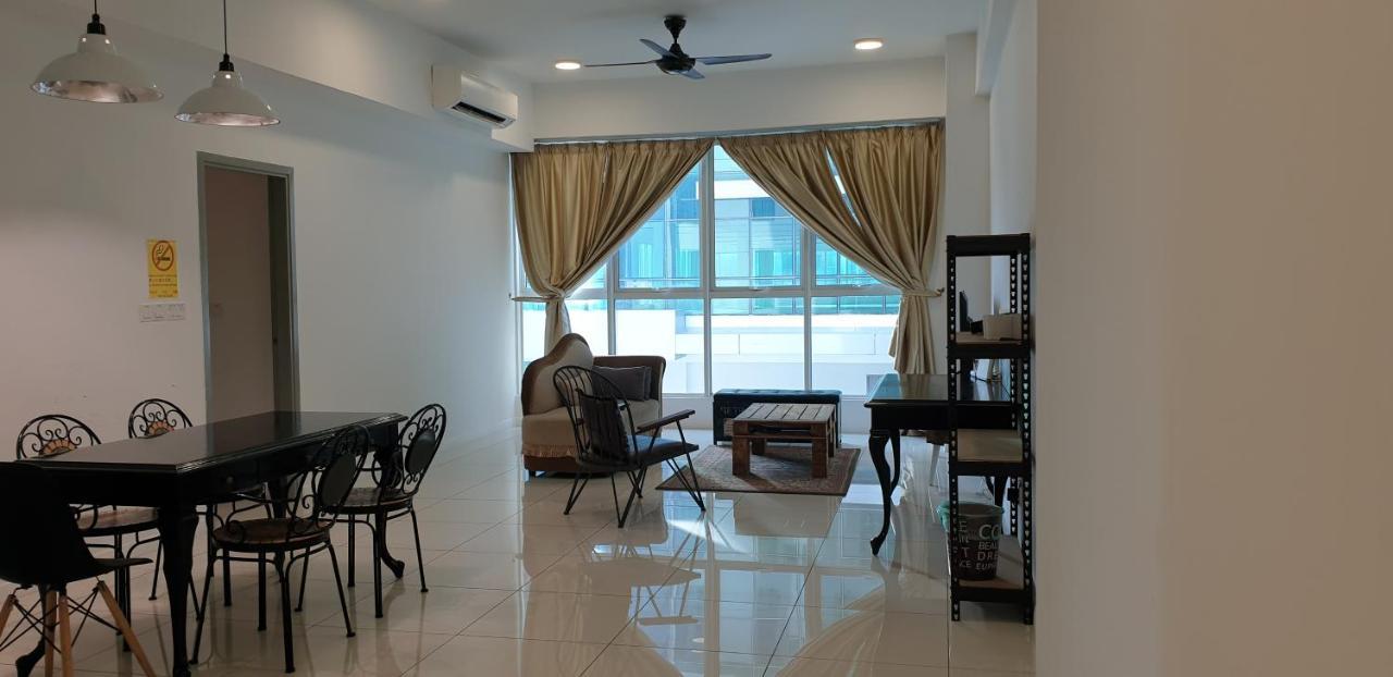 Sutera Avenue Kk Infinity Pool 10 Mins To Airport 10 Mins To Jetty Lss Apartment